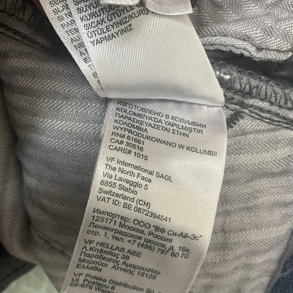 Vintage The North Face Chino Shorts Men's 34Long Gray Outdoor Hiking Pockets Y2K